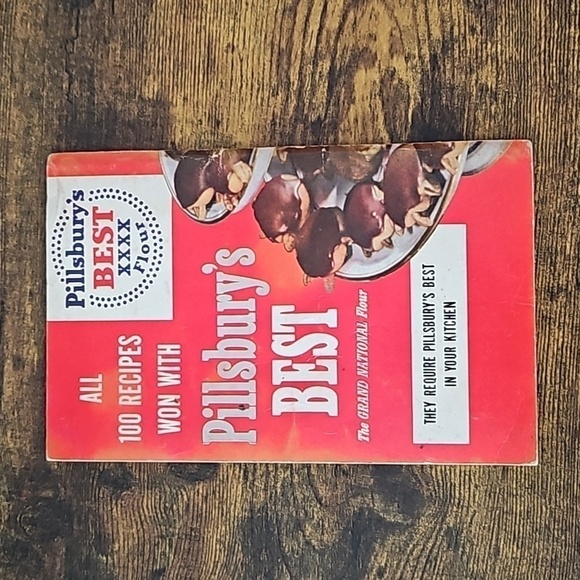 Vintage Pillsbury Cookbook! 1953 - Picture 5 of 6